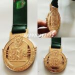 Medali Gold