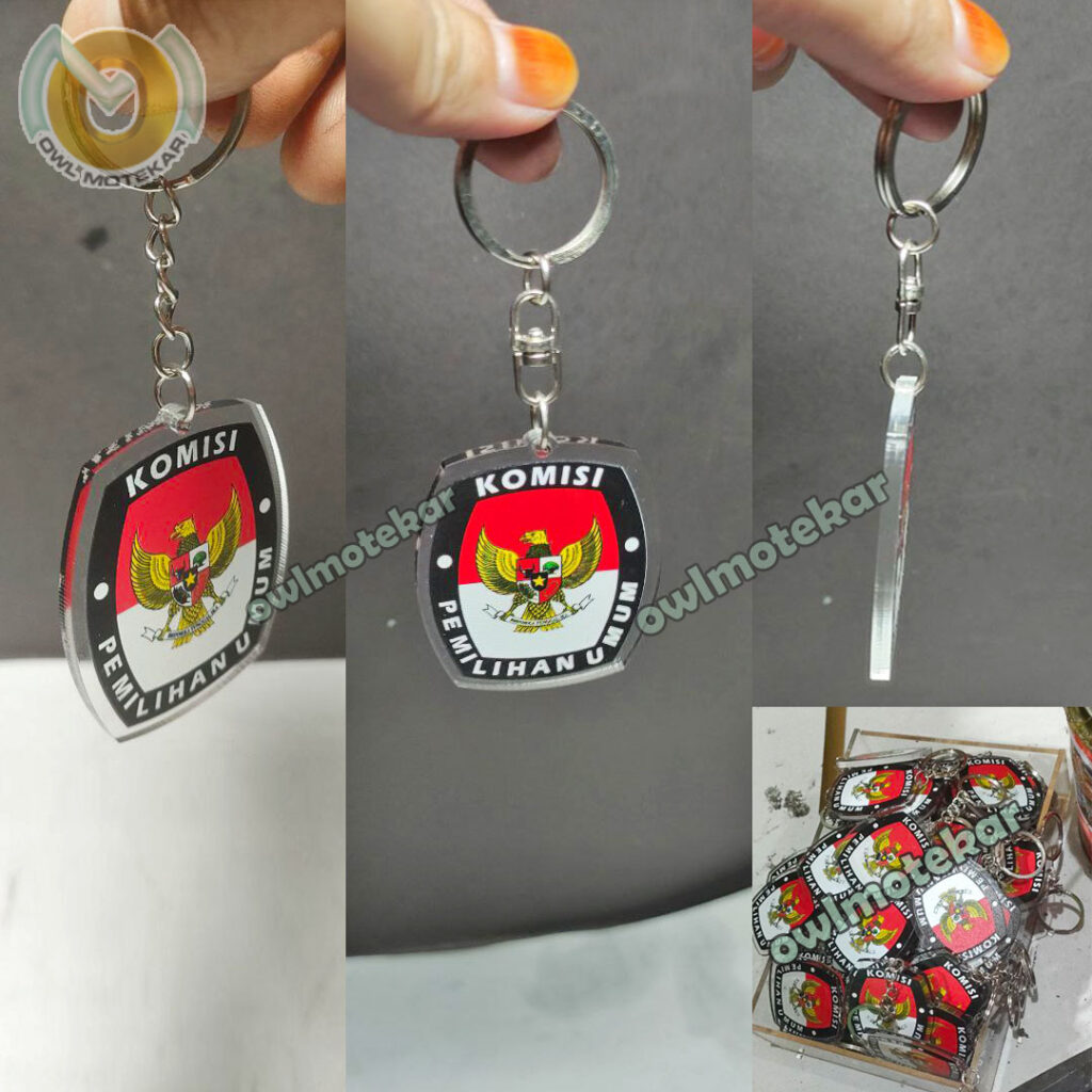 gantungan kunci akrilik